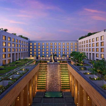 Grand Hyatt Mumbai Hotel And Residences Ngoại thất bức ảnh The Park, Hyderabad