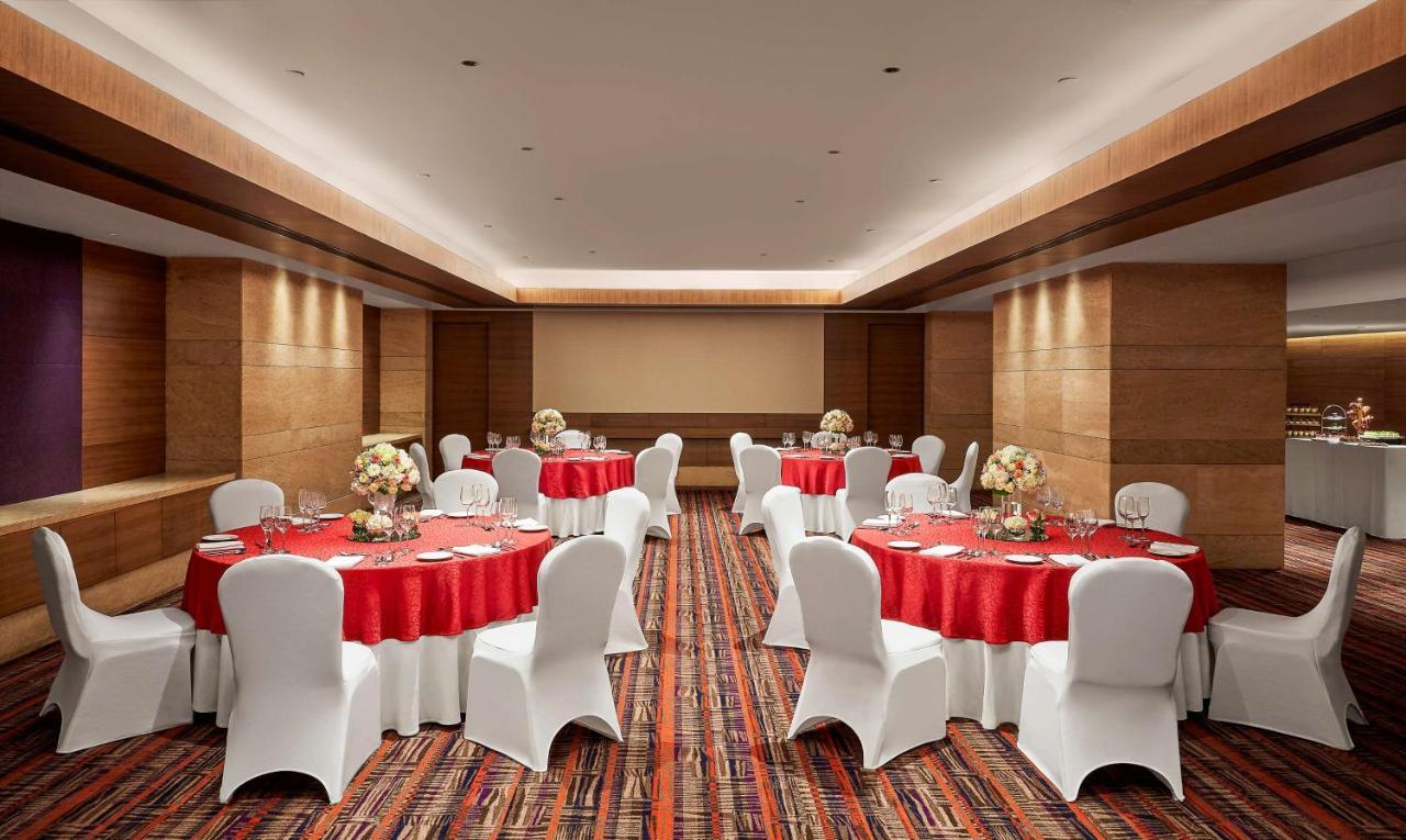 Grand Hyatt Mumbai Hotel And Residences Ngoại thất bức ảnh The Royal Ballroom